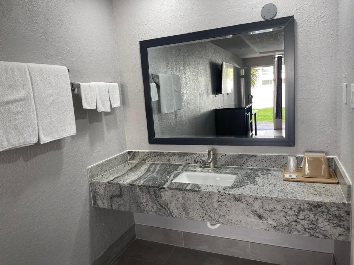 Motel Savannah Georgetown Екстериор снимка