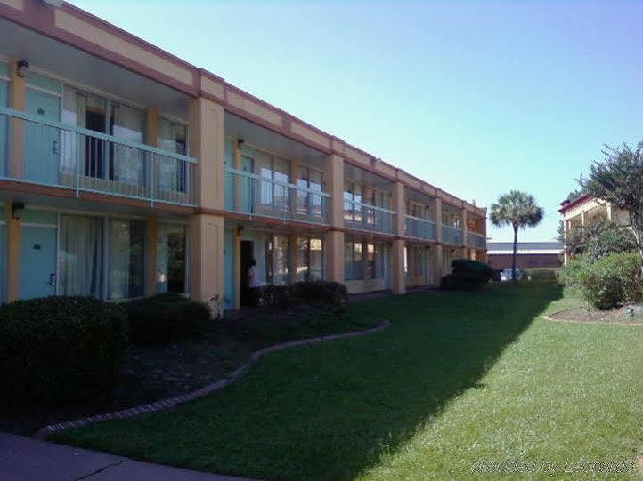 Motel Savannah Georgetown Екстериор снимка